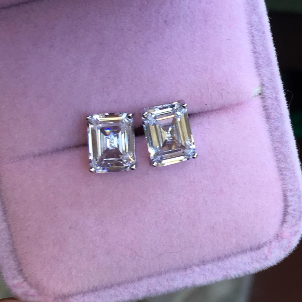 14k white gold emerald diamond 5 ct earrings - Picture 5 of 8